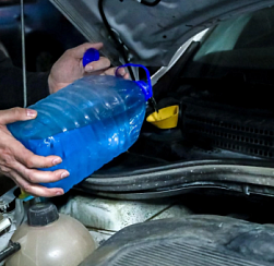 Роспотребнадзор выявил в Петербурге небезопасную «незамерзайку»