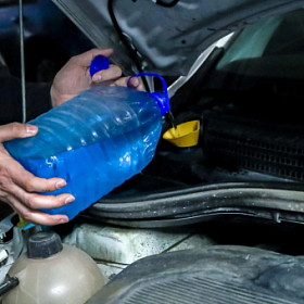 Роспотребнадзор выявил в Петербурге небезопасную «незамерзайку»