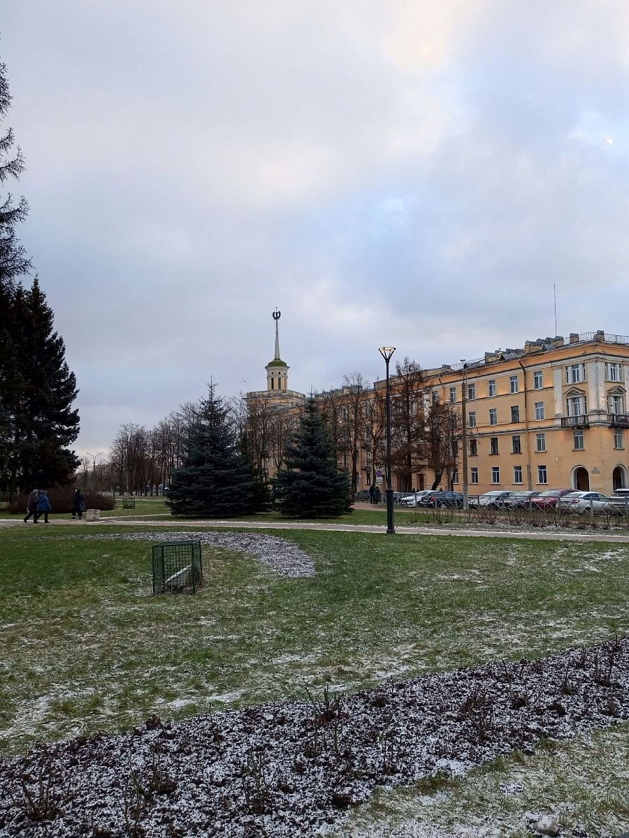 Морозную и снежную новогоднюю ночь пообещали петербуржцам синоптики