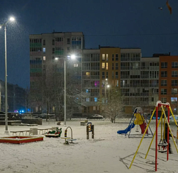 В семи кварталах Колпинского района модернизировали уличное освещение