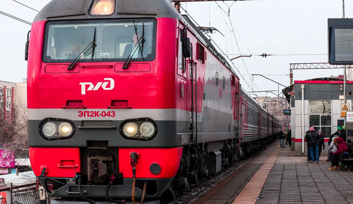 В Петербурге задержаны 11 электричек и отменены два поезда на финляндском направлении