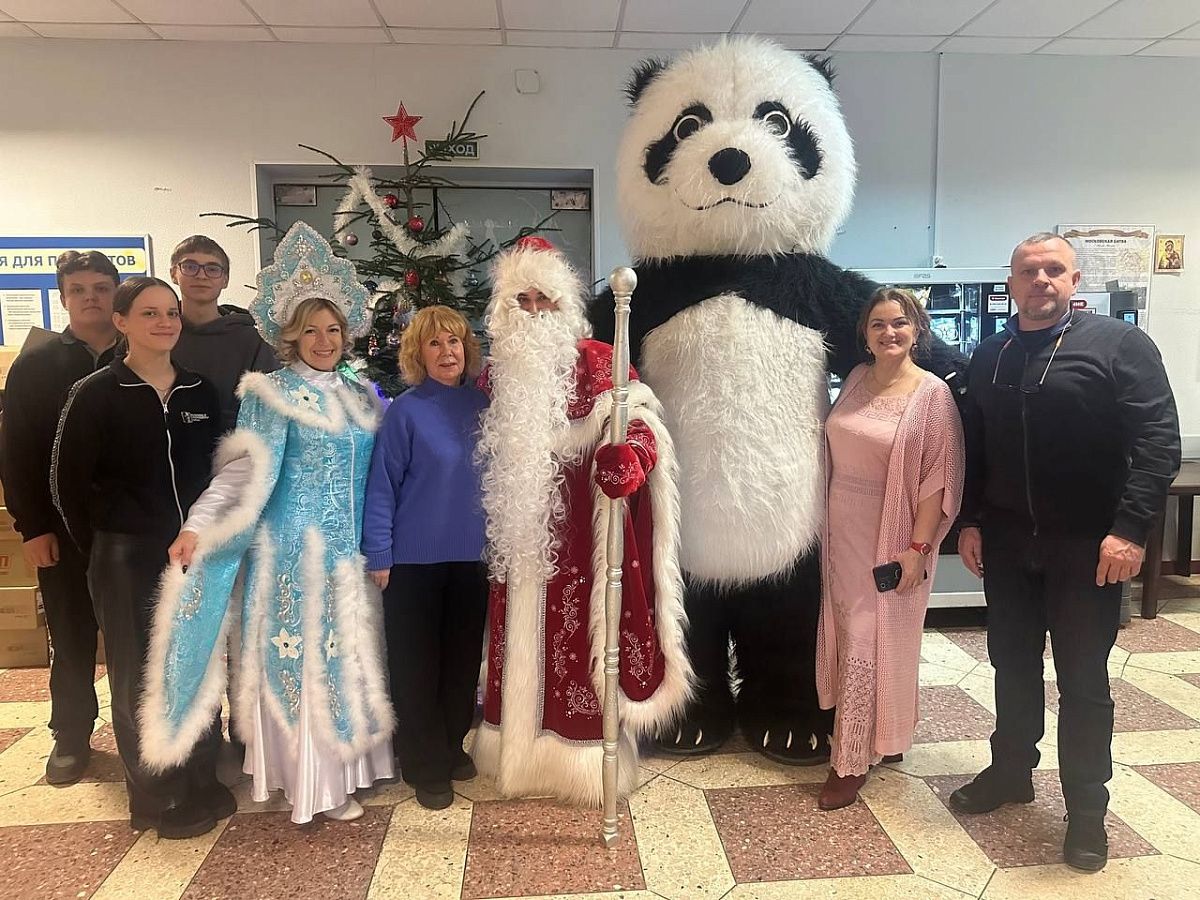 Благотворительный фонд «Ижоры» и муниципалитет Колпино устроили настоящий новогодний праздник для раненых бойцов