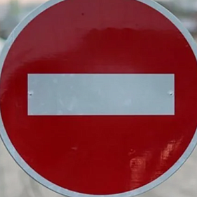 Движение для автомобилистов ограничат с 18 января в четырёх районах Петербурга