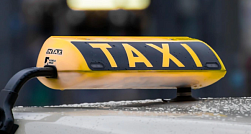 Минтранс проработает льготные тарифы в такси для многодетных семей