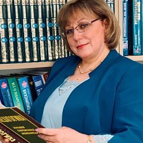 Заведующая детским садом №15 Светлана Гуменная и заведующая детским садом №55 Наталия Князева награждены благодарственными письмами