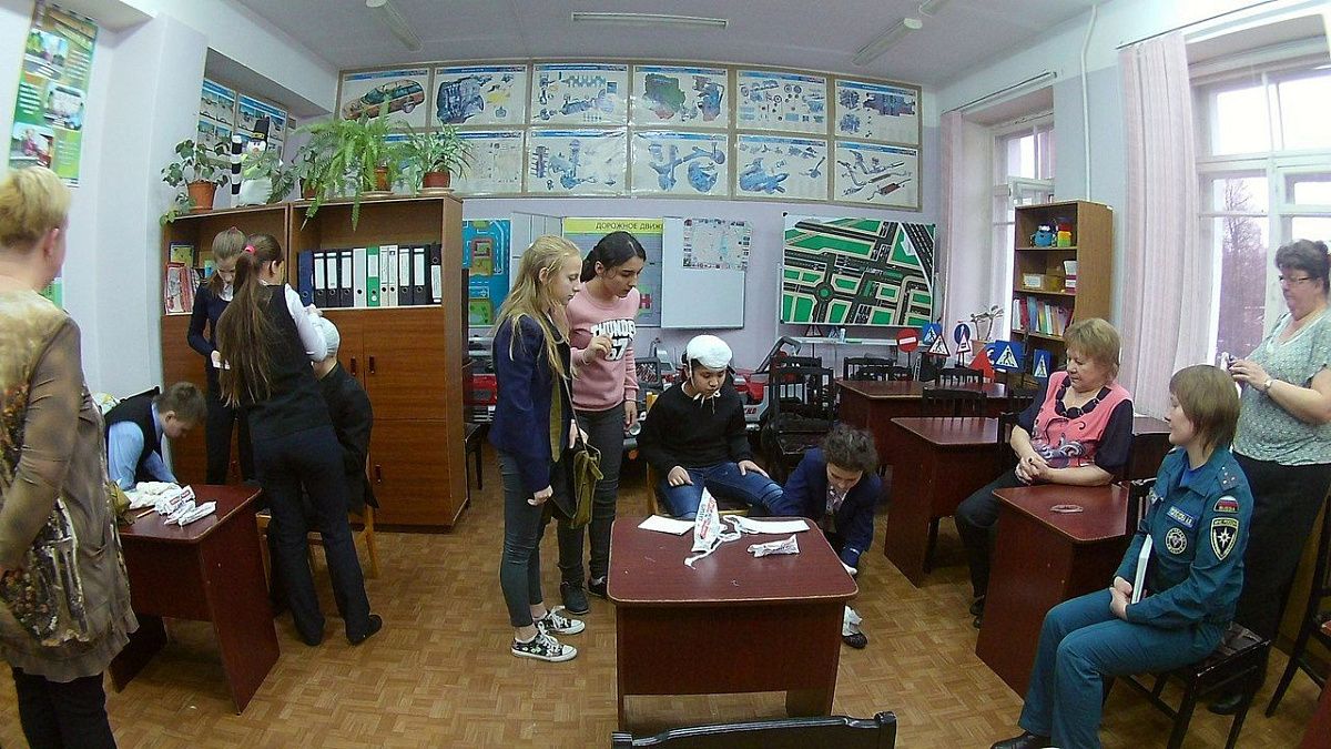 В Колпино прошли соревнования по медико-санитарной подготовке среди дружин юных пожарных