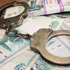 В Петербурге мужчина обманул заведующего кафедры СПб ГУАП на 10 млн рублей