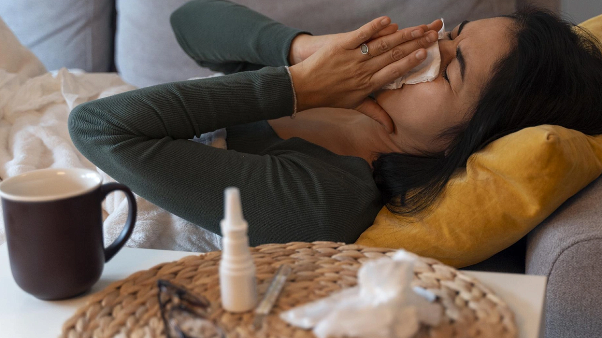 Заболеваемость ОРВИ и гриппом выросла в Петербурге на 30,4 % за неделю