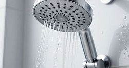 Эксперт предупредила о скрытой опасности лейки для душа