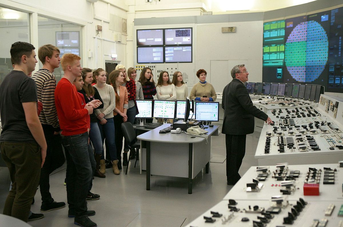 Елена Киселева: Ленинградская АЭС под управлением колпинских школьников