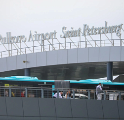 Рейсы из Петербурга в Москву массово задерживаются из-за непогоды