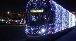 Метро, автобусы и троллейбусы Петербурга в Рождество будут работать всю ночь