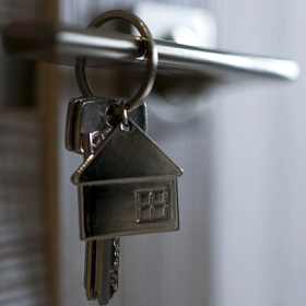 В Петербурге осудили группу квартирных мошенников