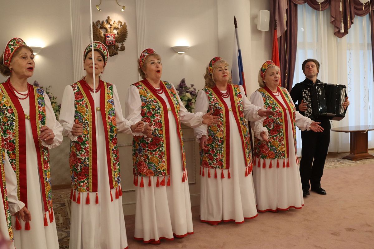 Золотые и бриллиантовые