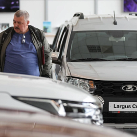 В Петербурге впервые за 6 лет прекратил работу дилерский центр LADA