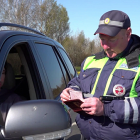 Около 800 автомобилистов в Петербурге привлекли к ответственности за выезд на «встречку»