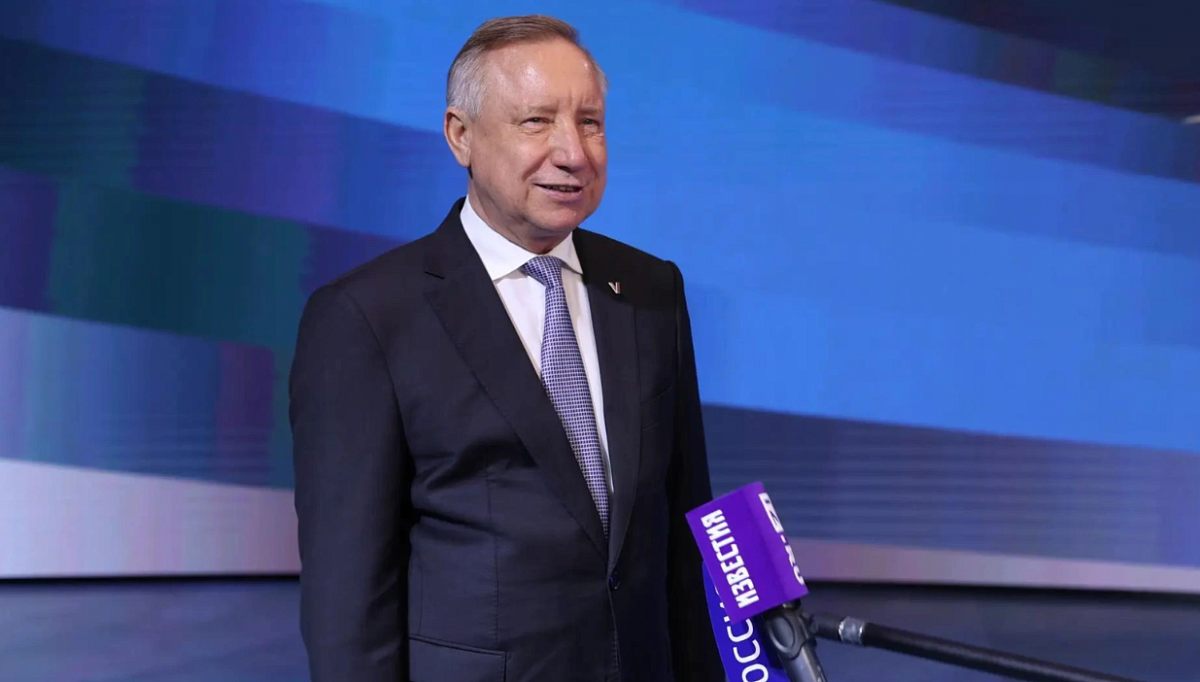 Беглов поздравил петербуржцев с Новым годом и рассказал об итогах