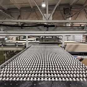 «Свеза» в Петербурге усовершенствовала оборудование для раскроя фанеры