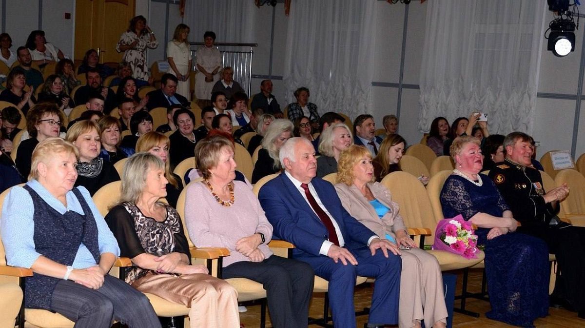 30-летний юбилей профессиональной деятельности Надежды Евгеньевны Самсоновой