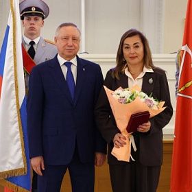 Поздравляем жительницу Колпинского района с высоким признанием!