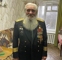 Ветеран Вооружённых сил из Колпино Юрий Шендерук отметил 90-летие
