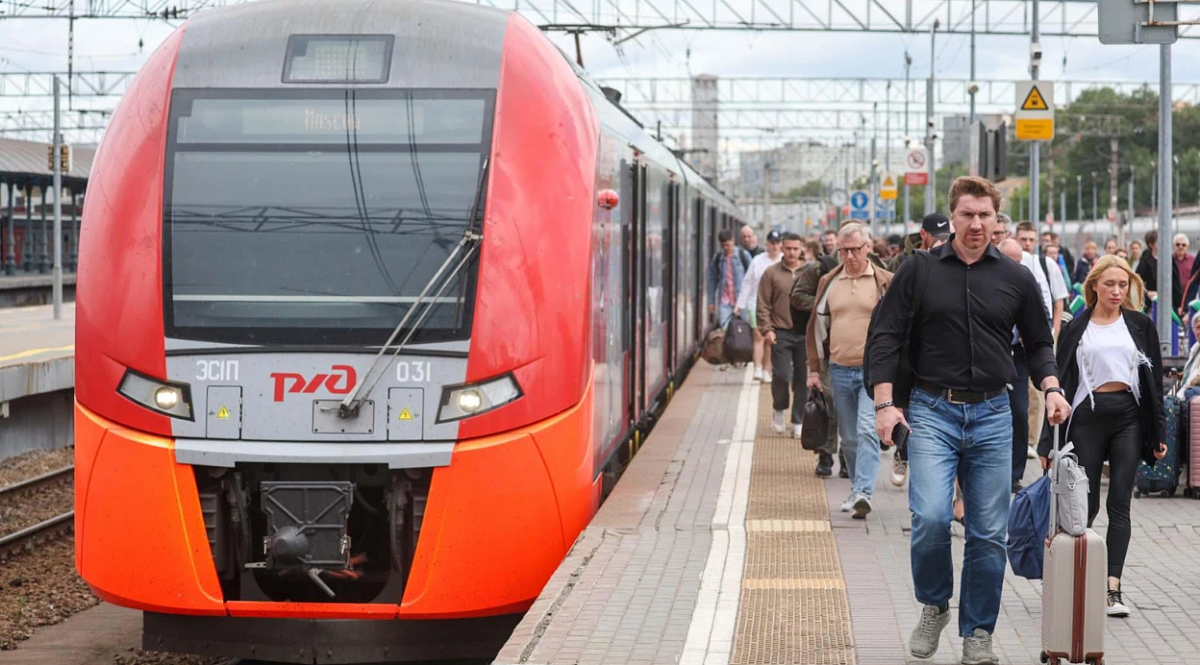 В июле в Петербурге зафиксировали максимальный пассажиропоток в 2025 году