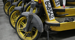 Выяснилось, когда в Петербурге может завершиться сезон самокатов