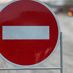 С 8 января в Петербурге введут временные ограничения на движение транспорта в Василеостровском и Петроградском районах. Об этом сообщила пресс-служба ГАТИ, передаёт «Вечерний Санкт-Петербург».  Сообщается, что в Василеостровском районе в связи с производс