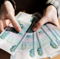 Школьника задержали за кражу 4,2 млн рублей у пенсионерки в Петербурге