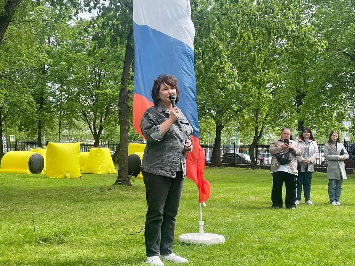 Муниципалитет поздравил юных колпинцев с Днём защиты детей Муниципалитет поздравил юных колпинцев с Днём защиты детей