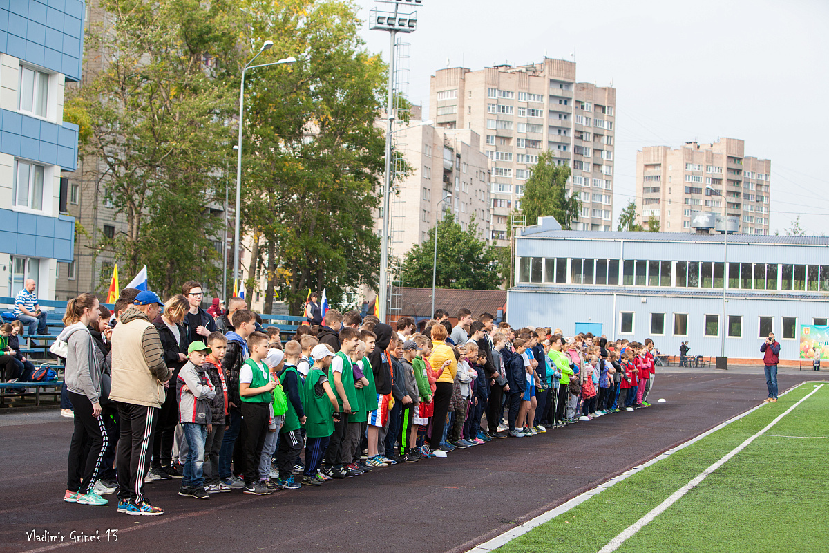 Поселок металлострой. Металлострой Санкт-Петербург. Металлострой площадь поселка. П Металлострой Санкт-Петербург.