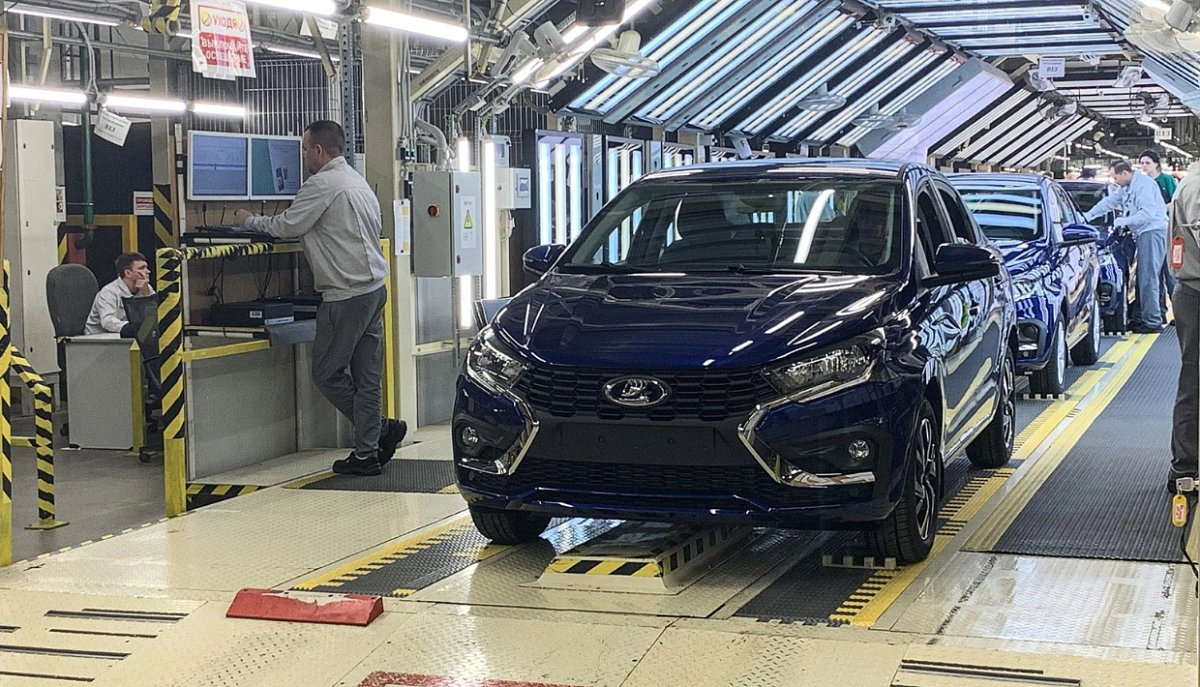 Выпуск автомобилей в Петербурге вырастет почти в два раза в 2026 году