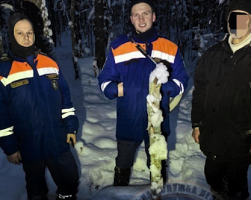 Тосненские спасатели вывели из леса потерявшегося мужчину