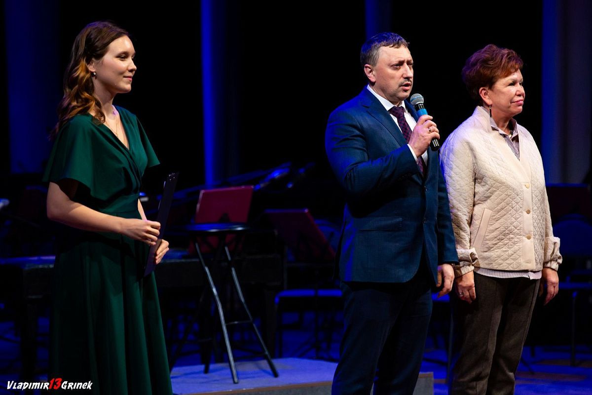 В  КДЦ &quot;Ижорский&quot; состоялся праздничный концерт для членов общественных объединений ветеранов и блокадников