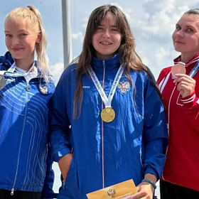Колпинская спортсменка стала призером чемпионата России по гребле на байдарках и каноэ в марафоне