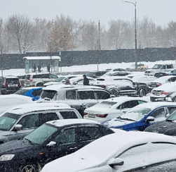 Авторынок России вернулся в 2009-й: почти каждый второй новый автомобиль оказался прошлогодним